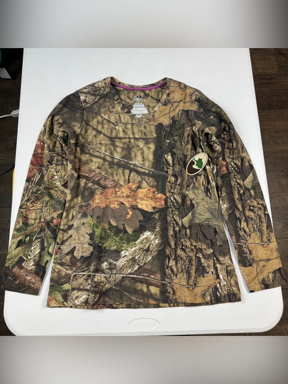 Mossy Oak Long Sleeve Camo T-shirt Womens L Large 12/14 Green V Neck NWT